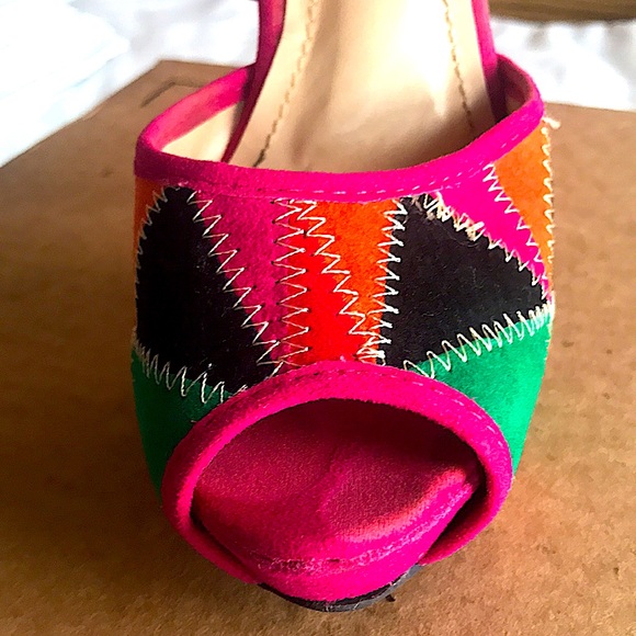 Multicolored Peep Toe Platform Heels. US size 6.5. - Picture 8 of 14